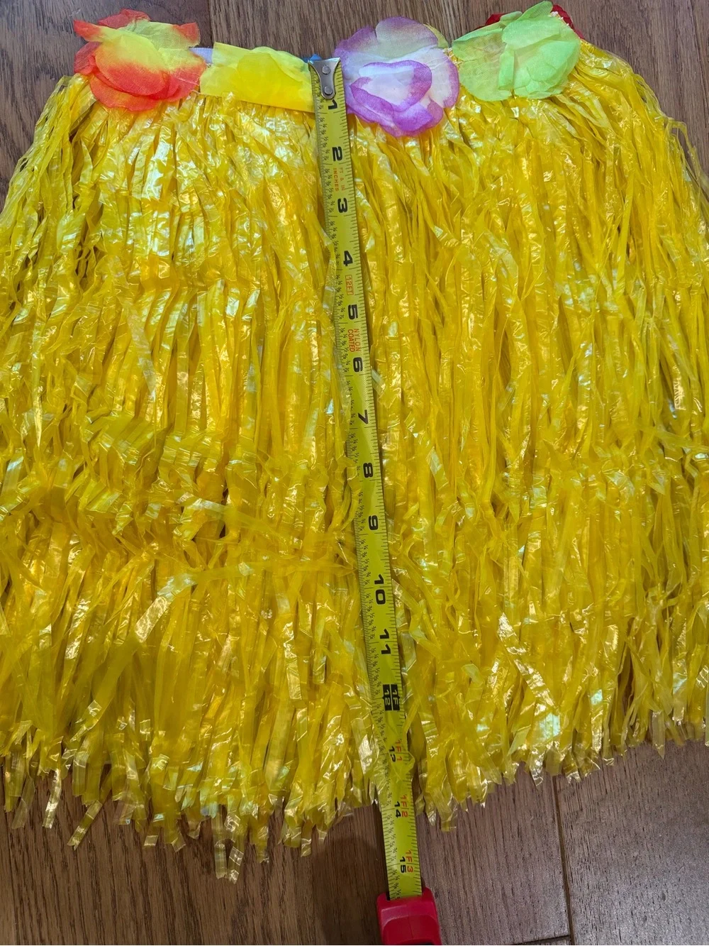 Kids Hawaiian Leis and grass skirts party favors